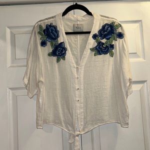 Rails white top with floral embroidery on shoulders